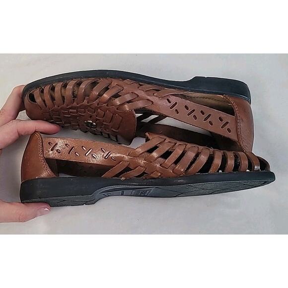 Basic Editions Slip-On Leather Sandals | Women’s 5.5 Brown | EUC - Picture 3 of 8